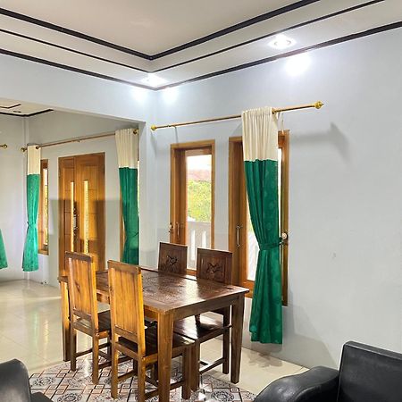 Villa Mutiara Citra Puncak Bu Eva Sampal 外观 照片