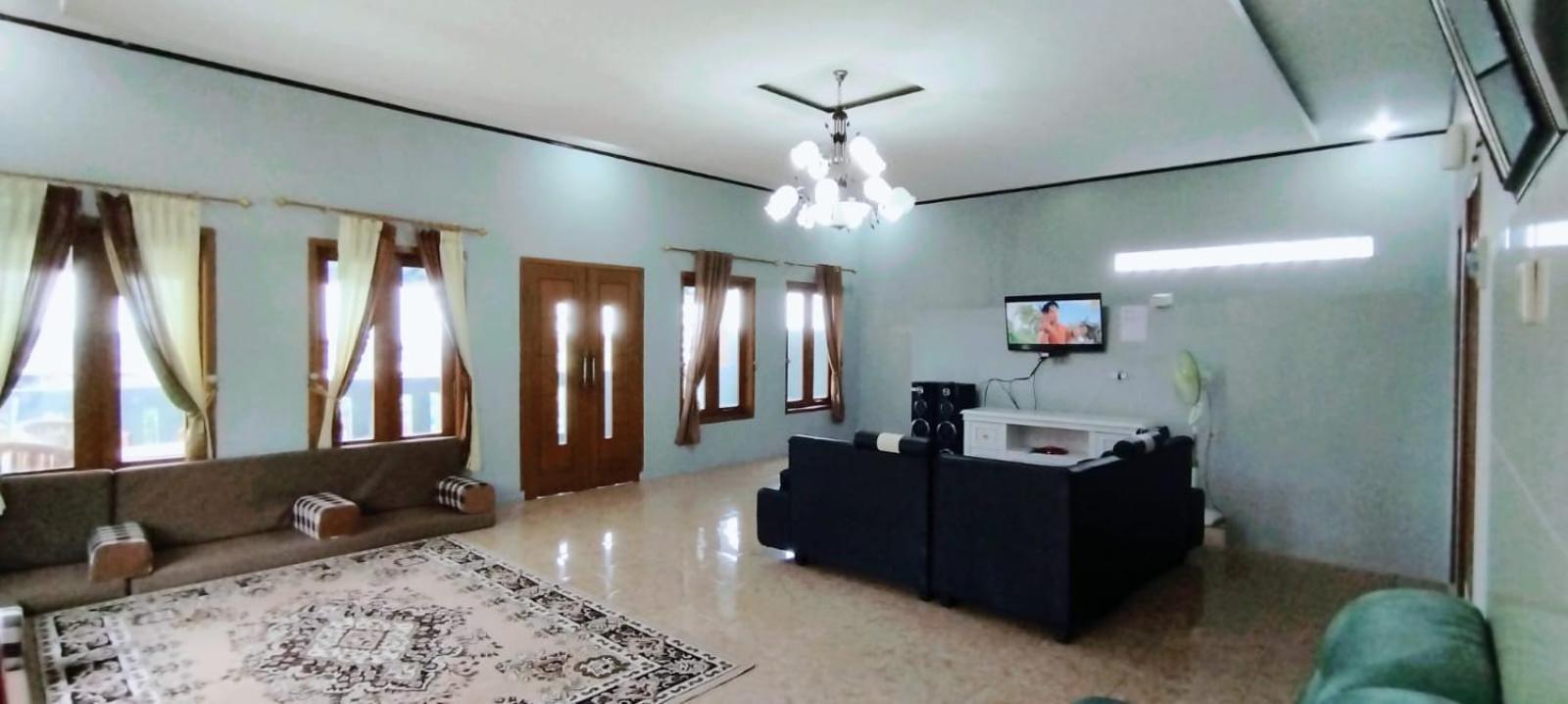 Villa Mutiara Citra Puncak Bu Eva Sampal 外观 照片