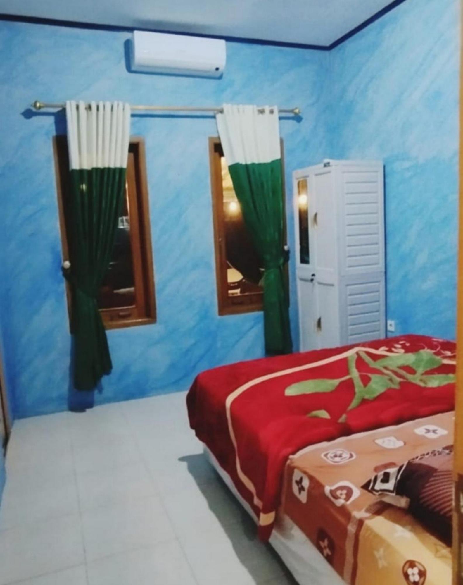 Villa Mutiara Citra Puncak Bu Eva Sampal 外观 照片