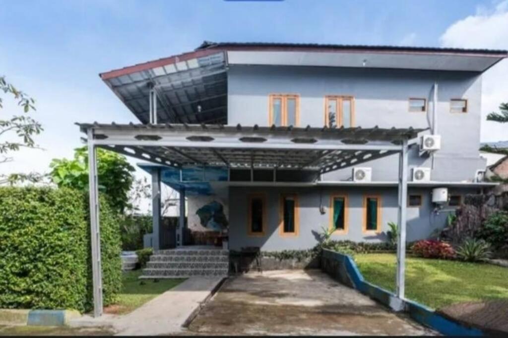 Villa Mutiara Citra Puncak Bu Eva Sampal 外观 照片