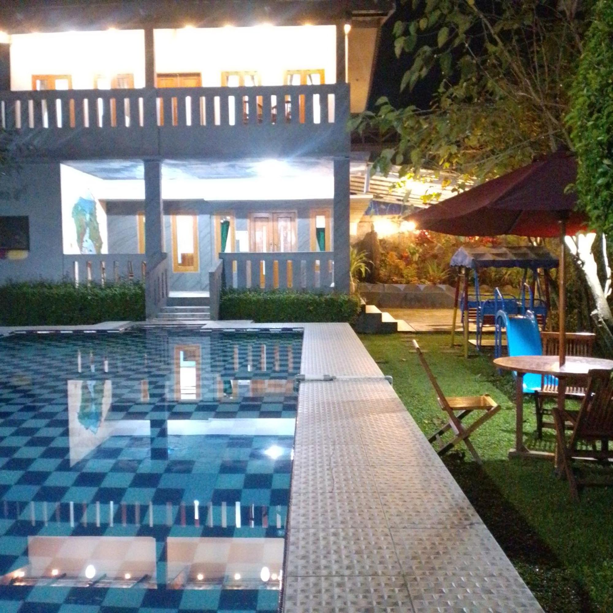 Villa Mutiara Citra Puncak Bu Eva Sampal 外观 照片