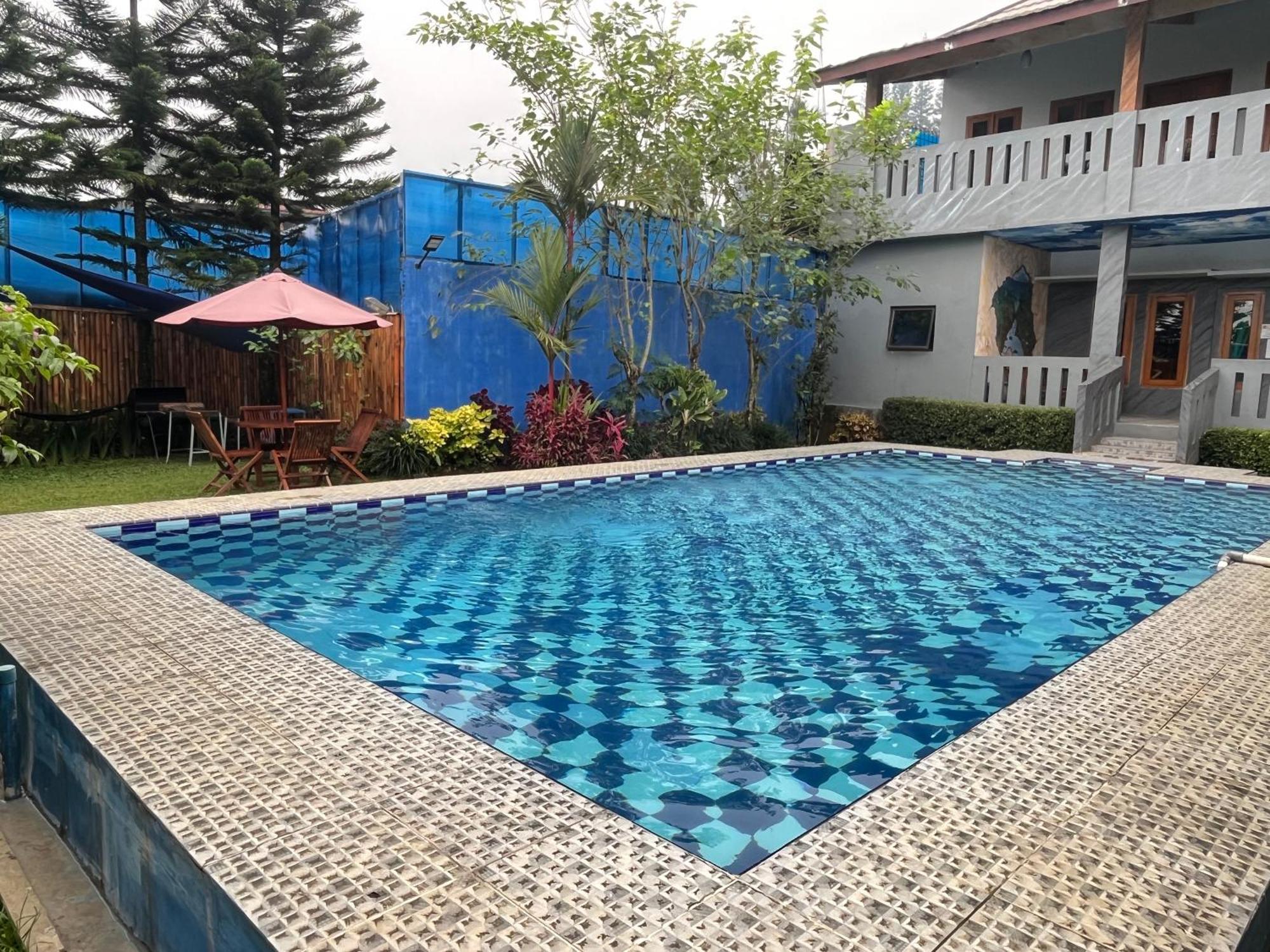 Villa Mutiara Citra Puncak Bu Eva Sampal 外观 照片