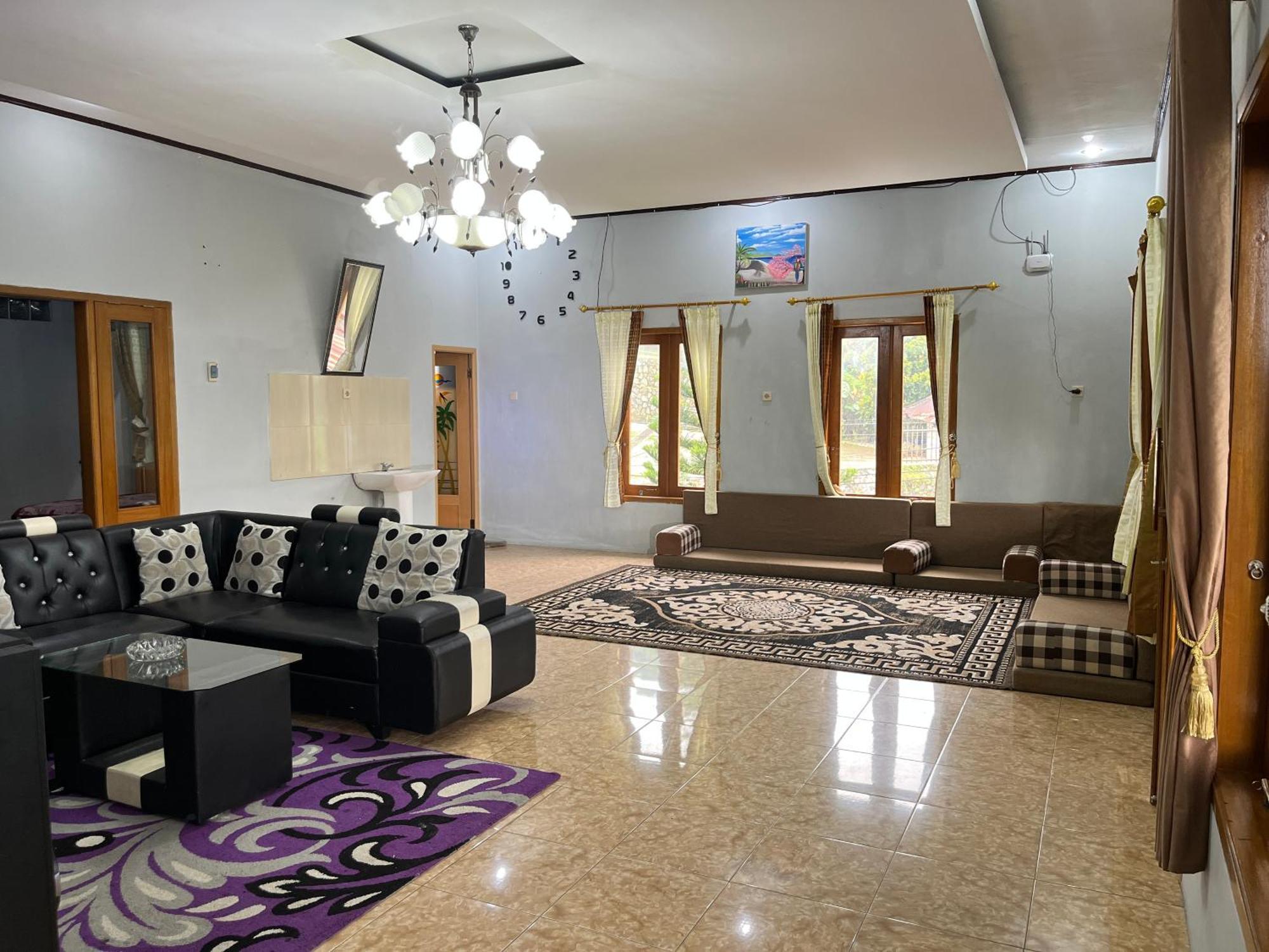 Villa Mutiara Citra Puncak Bu Eva Sampal 外观 照片